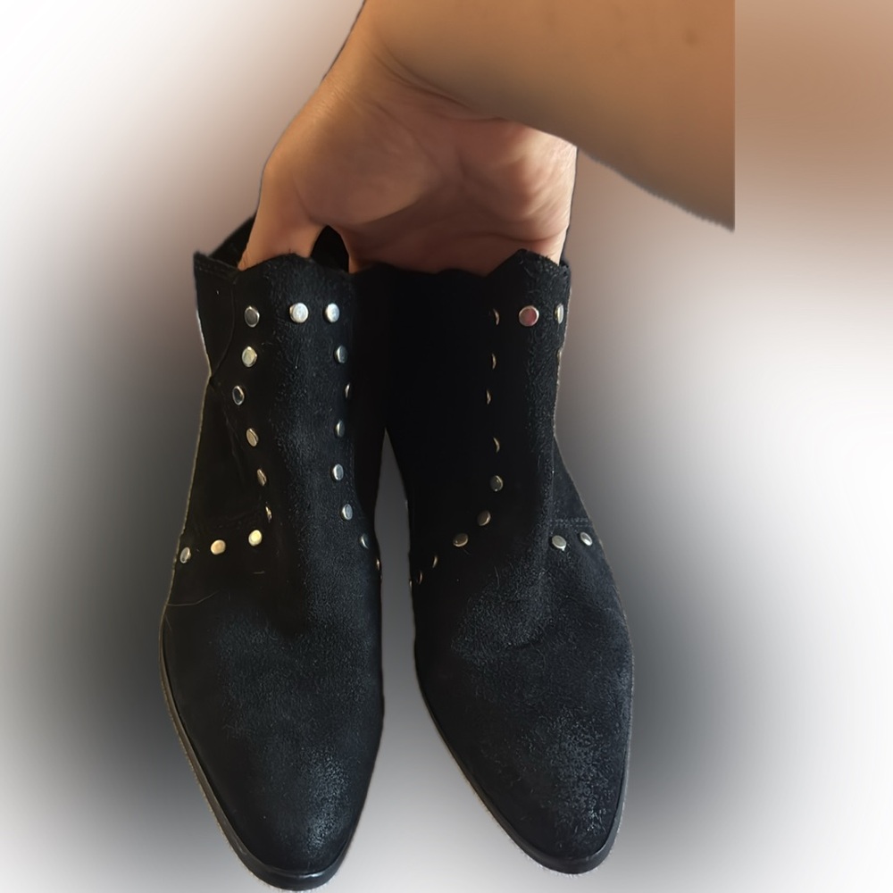 STEVE MADDEN Women Cade Black Suede Studded Pointed Toe Ankle Boots -Size 11